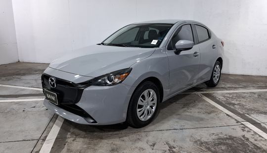 Mazda • Mazda 2