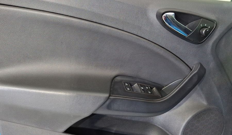 Seat Ibiza 1.6 STYLE MT CONNECT Hatchback 2017