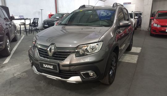 Renault • Sandero Stepway
