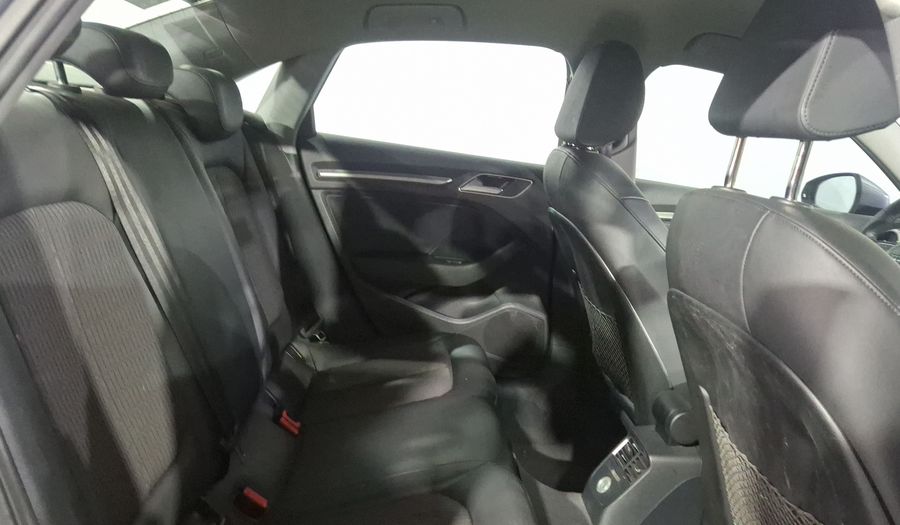 Audi A3 1.4 35 SELECT DCT Sedan 2019