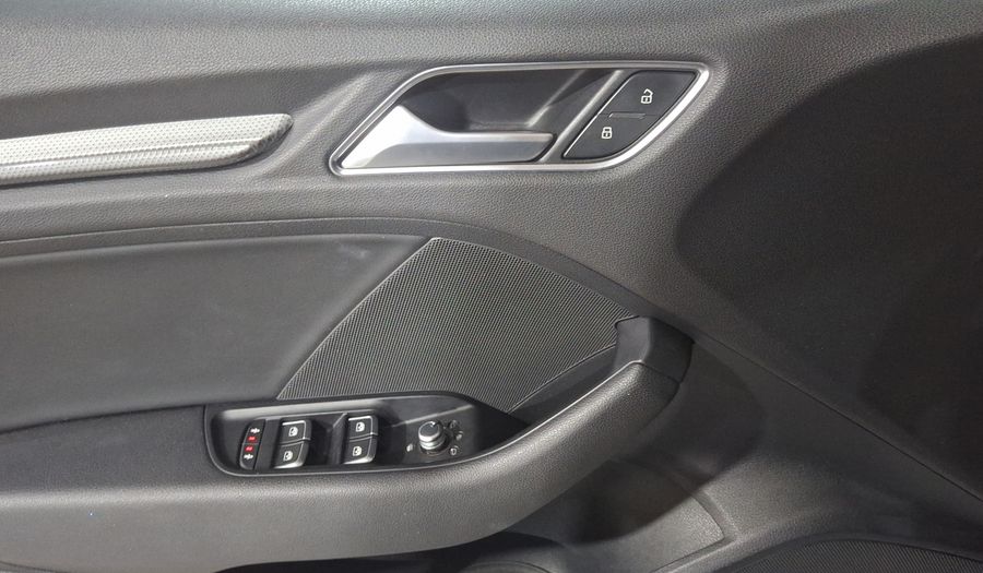 Audi A3 1.4 35 SELECT DCT Sedan 2019
