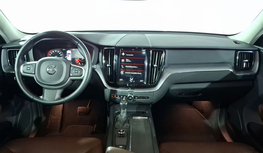 Volvo Xc60 2.0 T5 MOMENTUM AUTO 4WD Suv 2020
