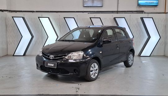 Toyota • Etios