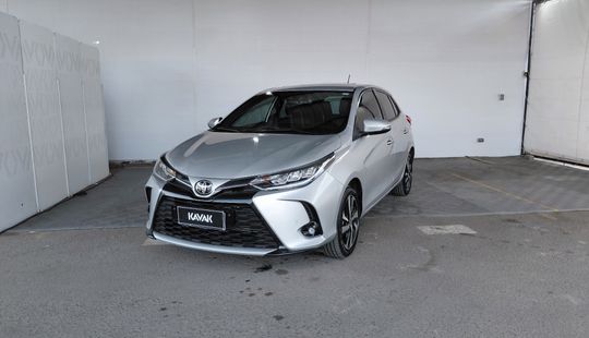 Toyota • Yaris