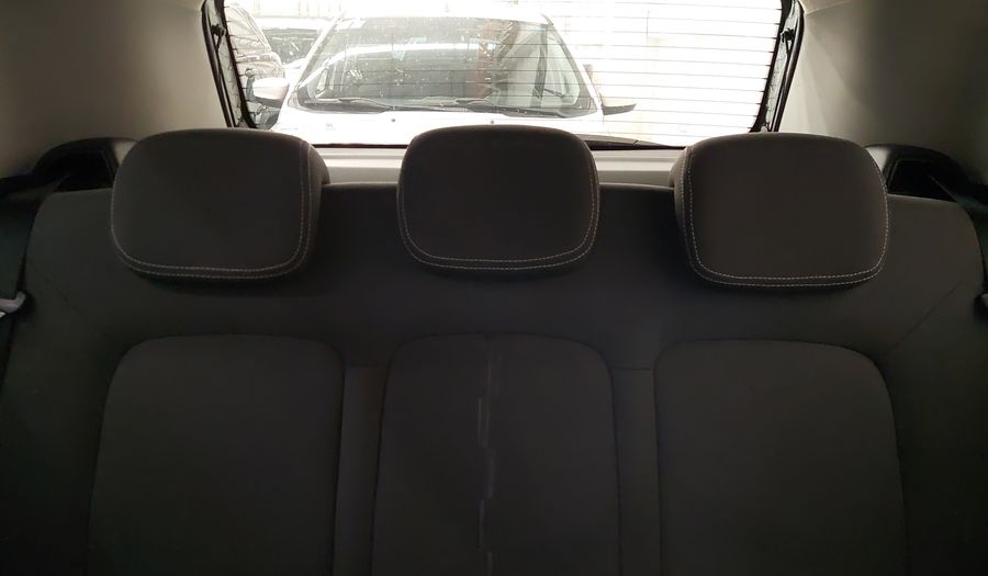 Fiat Punto 1.4 ATTRACTIVE Hatchback 2013