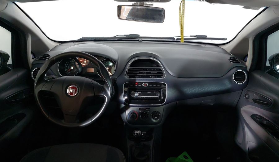 Fiat Punto 1.4 ATTRACTIVE Hatchback 2013