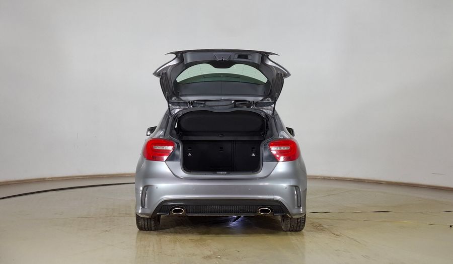 Mercedes Benz Clase A 1.6 200 DCT Hatchback 2014