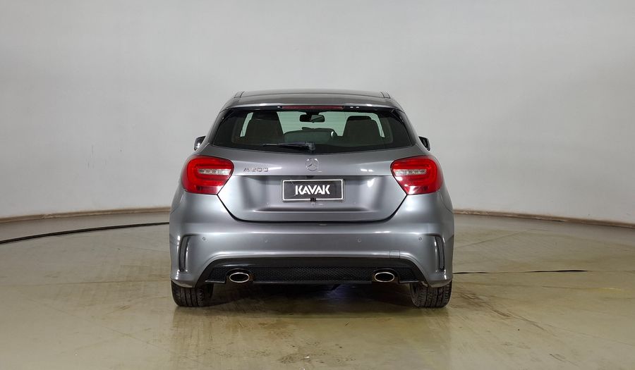 Mercedes Benz Clase A 1.6 200 DCT Hatchback 2014