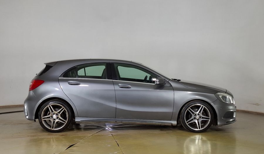 Mercedes Benz Clase A 1.6 200 DCT Hatchback 2014