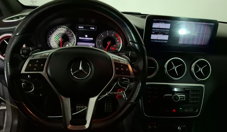 Mercedes Benz Clase A 1.6 200 DCT Hatchback 2014