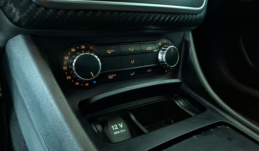 Mercedes Benz Clase A 1.6 200 DCT Hatchback 2014