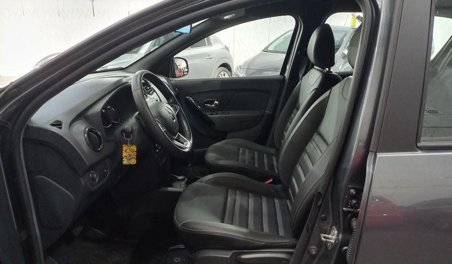Renault Sandero Stepway 1.6 INTENS CVT Hatchback 2024