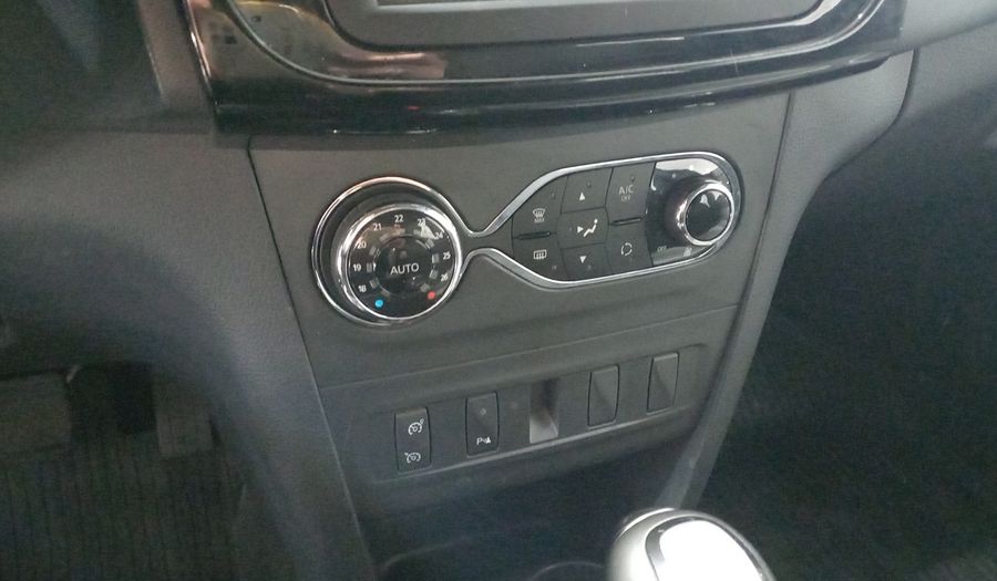 Renault Sandero Stepway 1.6 INTENS CVT Hatchback 2024