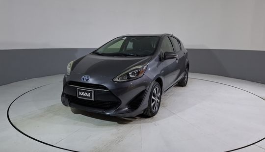 Toyota • Prius C
