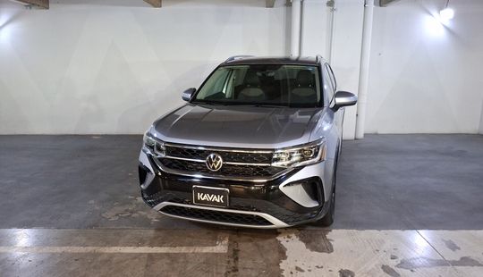 Volkswagen • Taos