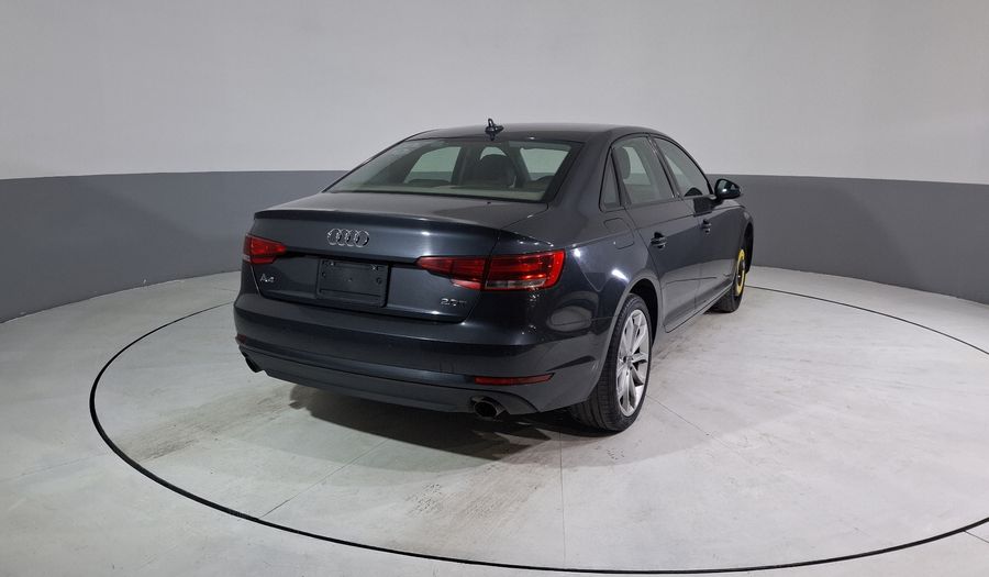 Audi A4 2.0 TFSI DYNAMIC S-TRONIC Sedan 2017