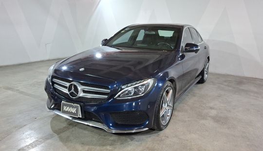 Mercedes Benz • Clase C