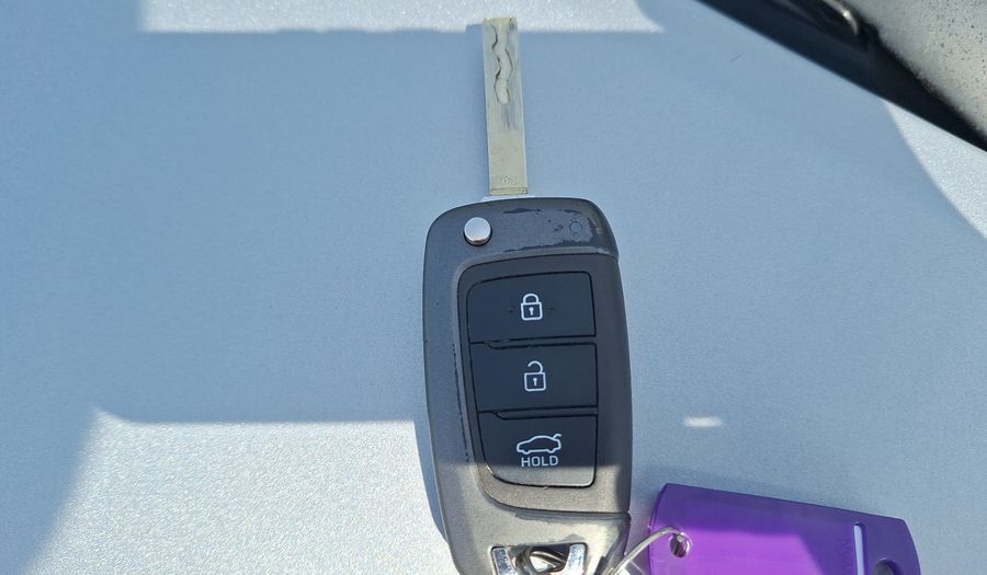 Hyundai Accent 1.4 VALUE Sedan 2021