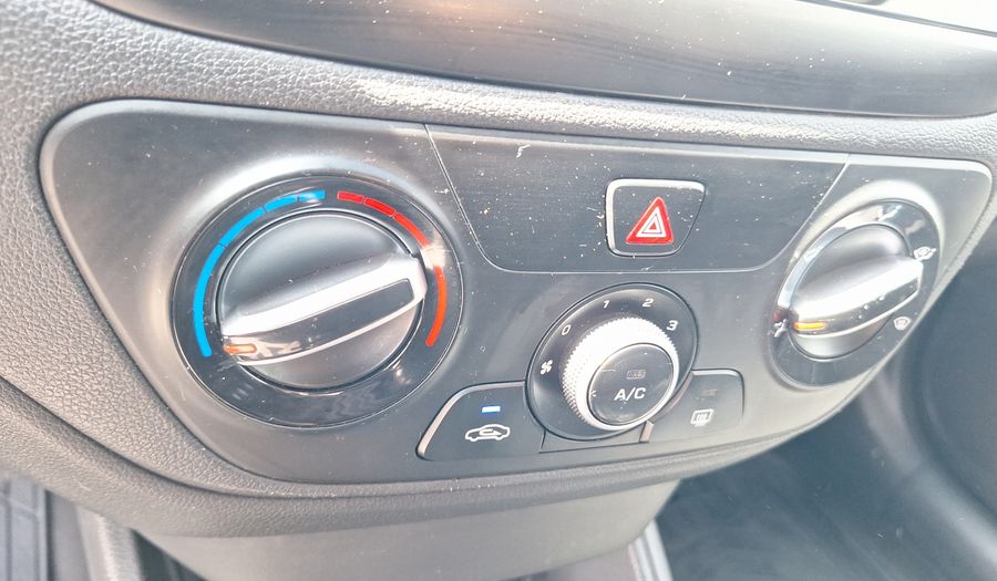 Hyundai Accent 1.4 VALUE Sedan 2021