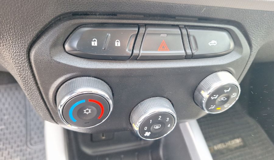 Chevrolet Onix 1.4 LT Hatchback 2020