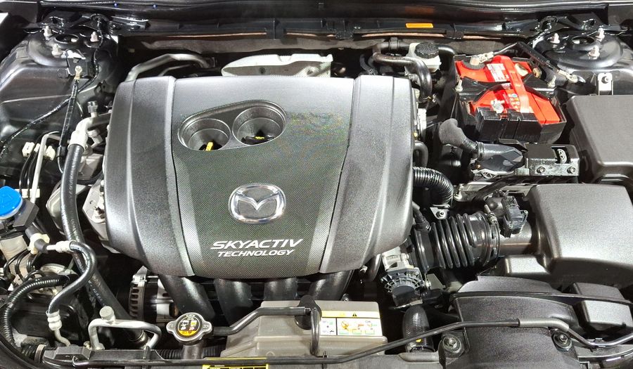 Mazda 3 2.5 SEDÁN S TA Sedan 2016