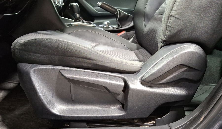 Mazda 3 2.5 SEDÁN S TA Sedan 2016