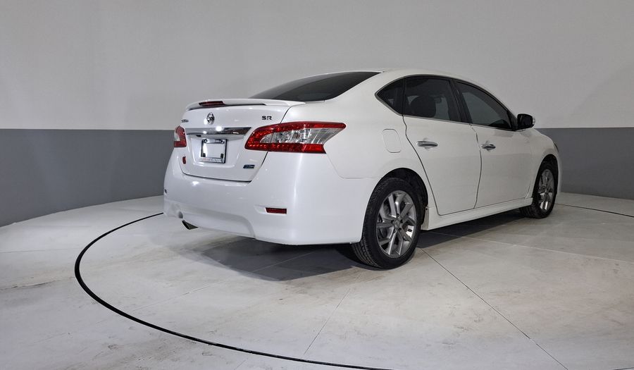 Nissan Sentra 1.8 SR NAVI CVT Sedan 2015