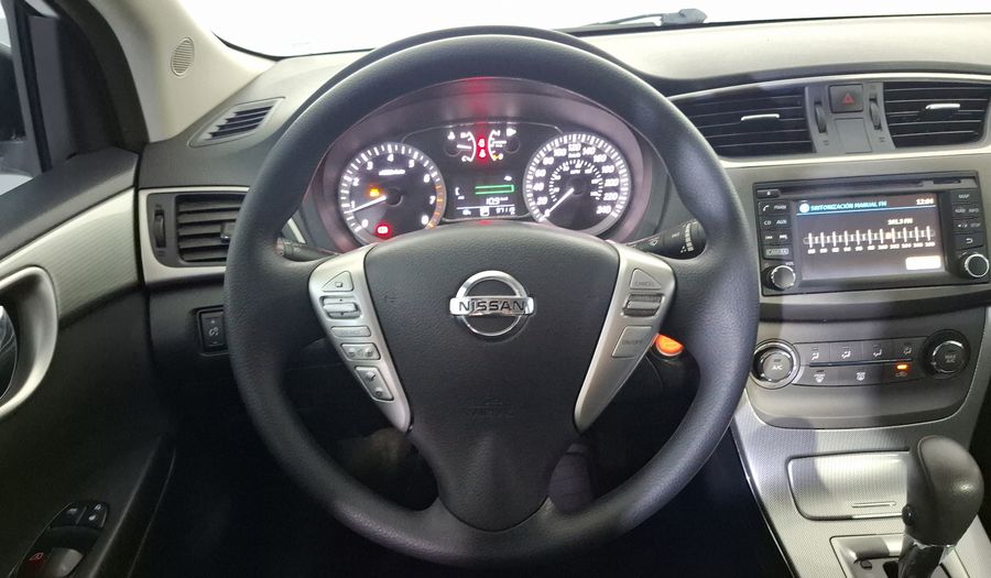 Nissan Sentra 1.8 SR NAVI CVT Sedan 2015