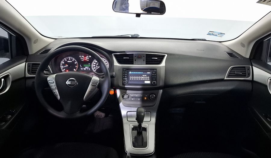 Nissan Sentra 1.8 SR NAVI CVT Sedan 2015
