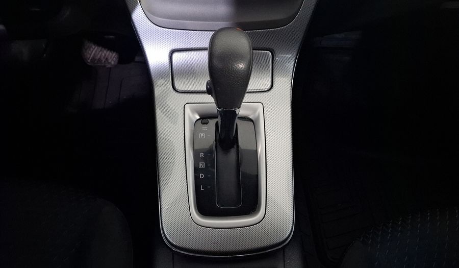 Nissan Sentra 1.8 SR NAVI CVT Sedan 2015