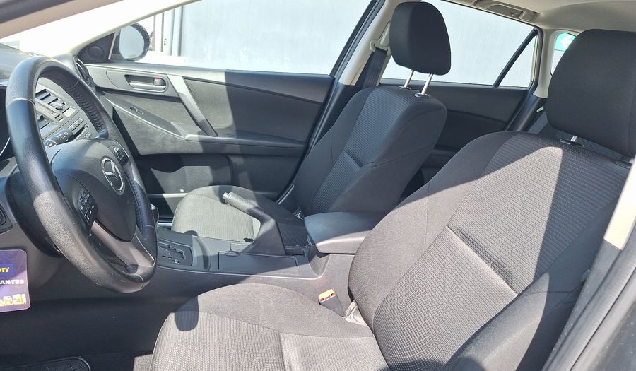 Mazda 3 1.6 V AUTO SPORT SRF BT Hatchback 2014