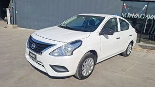 Nissan • Versa