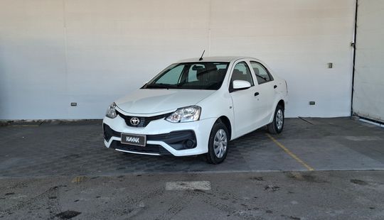 Toyota • Etios