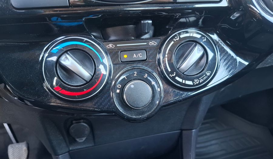 Toyota Etios 1.5 X Sedan 2023