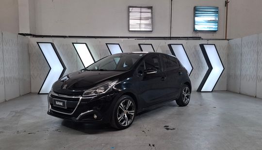 Peugeot • 208