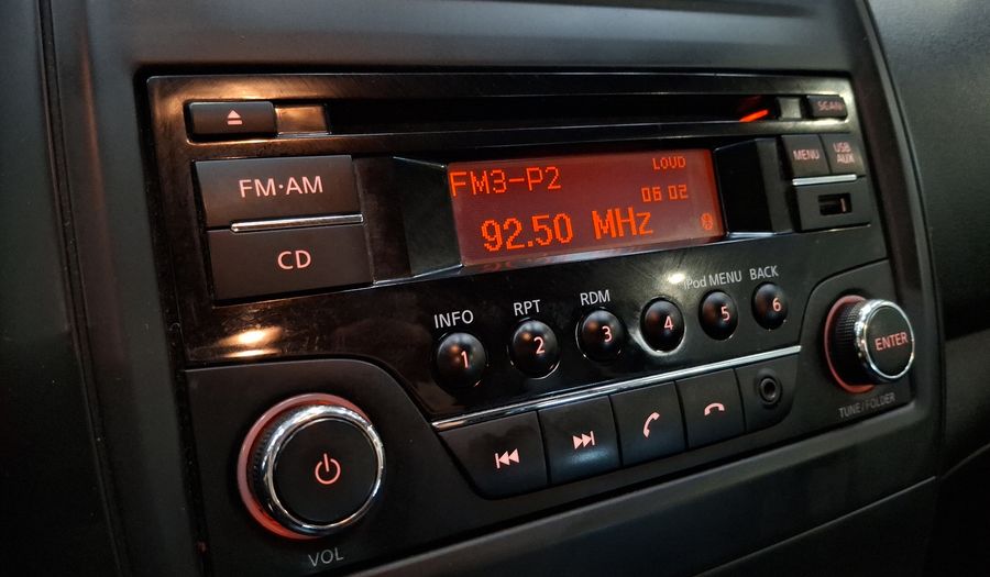 Nissan Versa 1.6 SENSE AUTO Sedan 2016