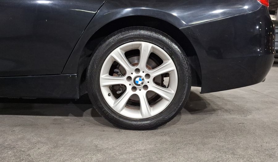 Bmw Serie 3 2.0 320IA Sedan 2015