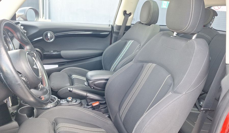 Mini Cooper 2.0 COOPER S AUTO Hatchback 2017