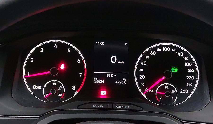 Volkswagen Polo 1.6 AT Hatchback 2020