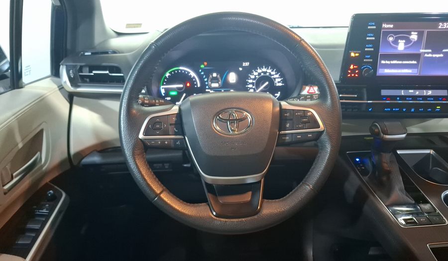 Toyota Sienna 2.5 HEV XLE PIEL AUTO Minivan 2022