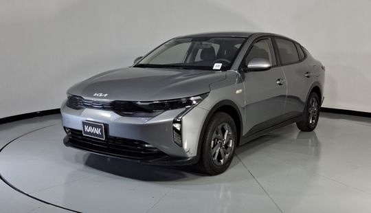 2024 • 43,306 km • Manual