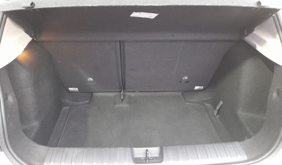 Chevrolet Onix 1.0 TURBO LTZ AUTO Hatchback 2025