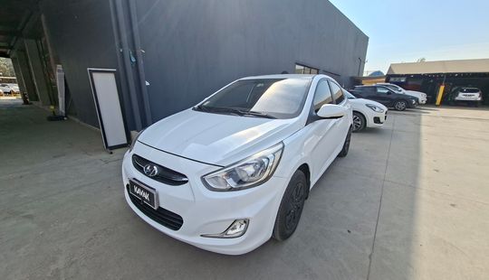 Hyundai • Accent