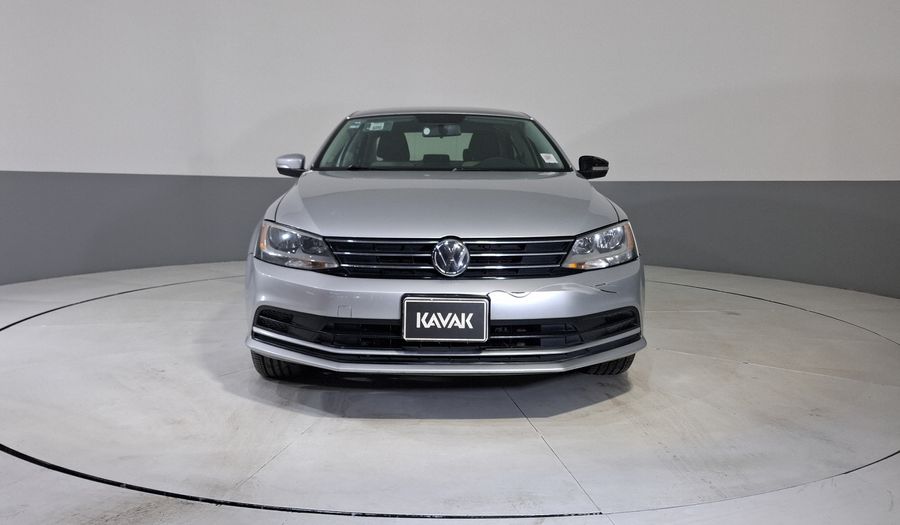 Volkswagen Jetta 2.5 TRENDLINE TIP. Sedan 2016