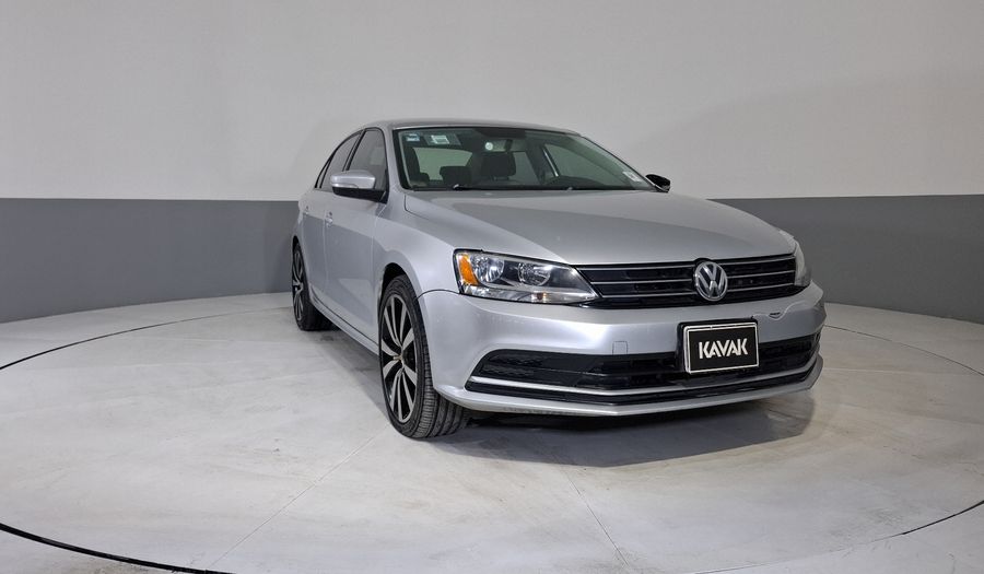 Volkswagen Jetta 2.5 TRENDLINE TIP. Sedan 2016