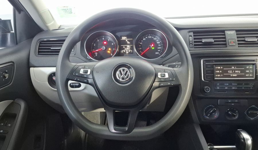 Volkswagen Jetta 2.5 TRENDLINE TIP. Sedan 2016