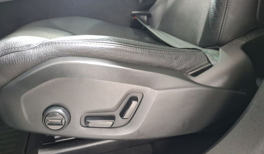 Volvo Xc60 2.0 T5 MOMENTUM AUTO AWD Suv 2021