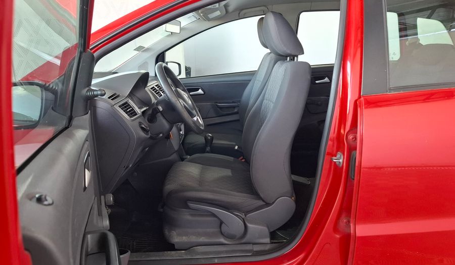 Volkswagen Suran 1.6 COMFORTLINE Wagon 2015
