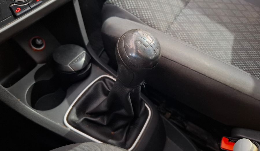Volkswagen Suran 1.6 COMFORTLINE Wagon 2015