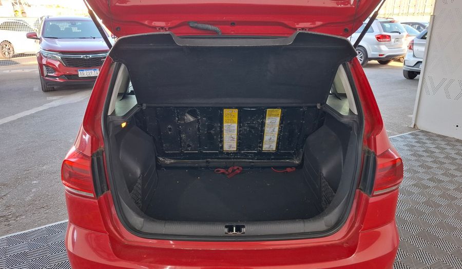 Volkswagen Suran 1.6 COMFORTLINE Wagon 2015
